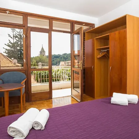 Appartement Kralj1 *